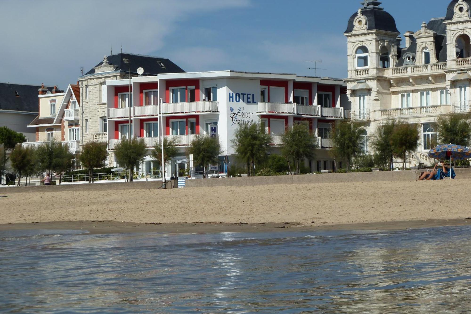 Hotel Le Trident Thyrse Royan Exterior photo